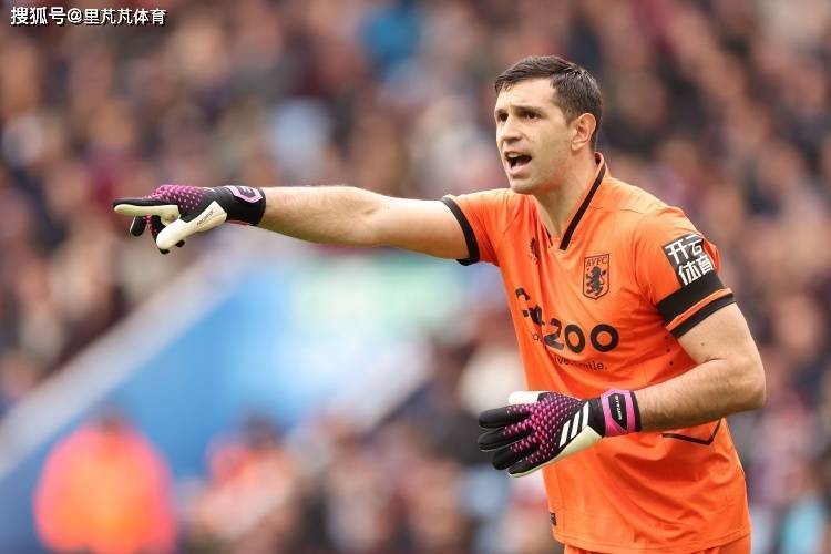 一日英超动向：曼联数据领跑成绩糟糕？萨卡过生日阿森纳给出赞美